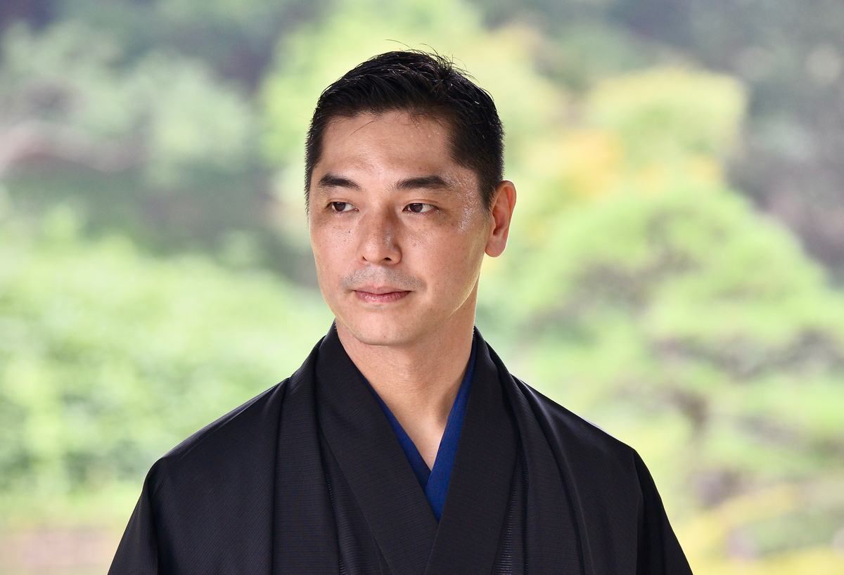 アディーレのcmに出演している落語家は誰 昔昔亭a太郎 さいやんの情報通信